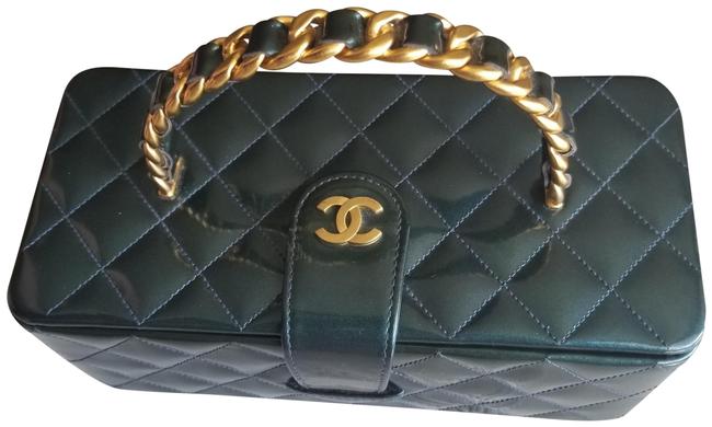 Chanel Case Rare Vintage Vanity Trunk Gold Hardware Green Patent Leather Tote