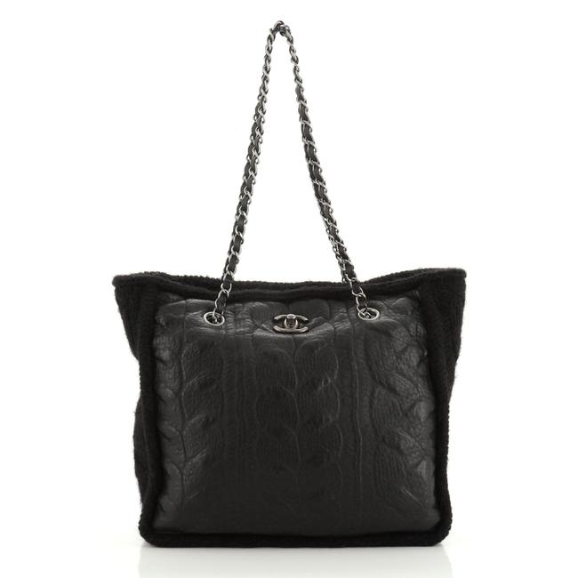 Chanel Chic Knit Sheepskin Medium Black Wool and Leather Tote