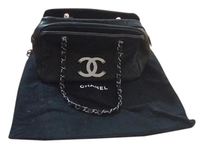 Chanel Diamond Stitch A32454y04154 Black Lambskin Tote