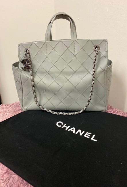 Chanel Grained Calfskin Cc Pocket Grey Leather Tote
