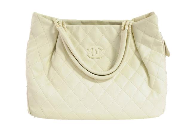 Chanel Bag Large Quilted 2009 White Leather Tote
