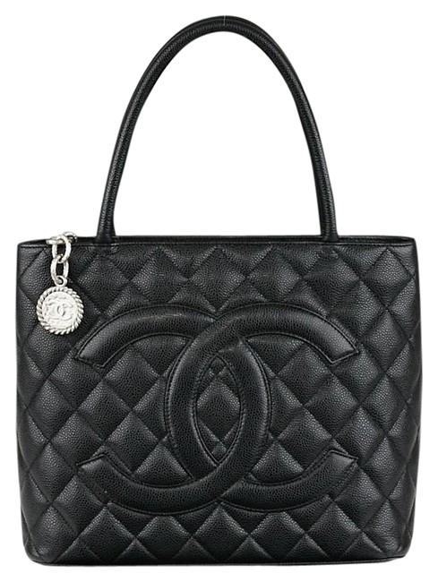 Chanel Cha253963 Black Leather Tote