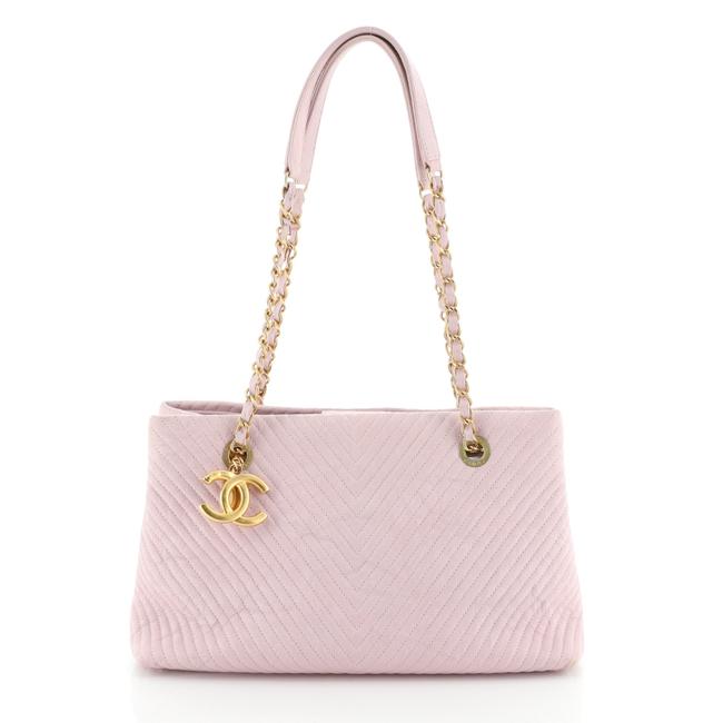 Chanel Medallion Charm Chevron Wrinkled Medium Pink Lambskin Leather Tote