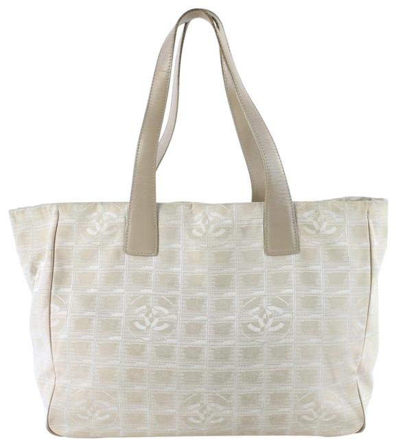 Chanel New Line 17cz0629 Beige Canvas Tote