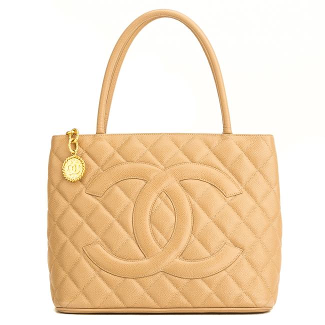 Chanel Quilted Medallion 4160029 Beige Caviar Tote