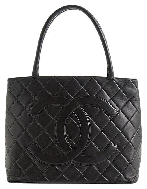 Chanel Rdc10717 Vintage Medallion Black Lambskin Leather Tote
