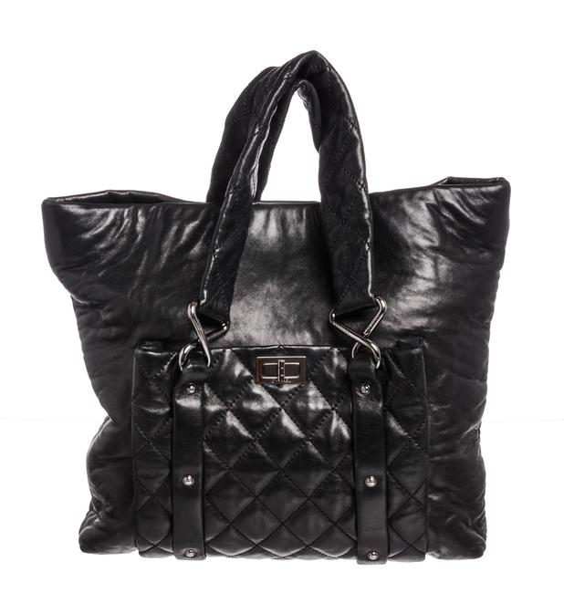 Chanel Shoulder Bag 2.55 Reissue Quilted Black Leather Tote