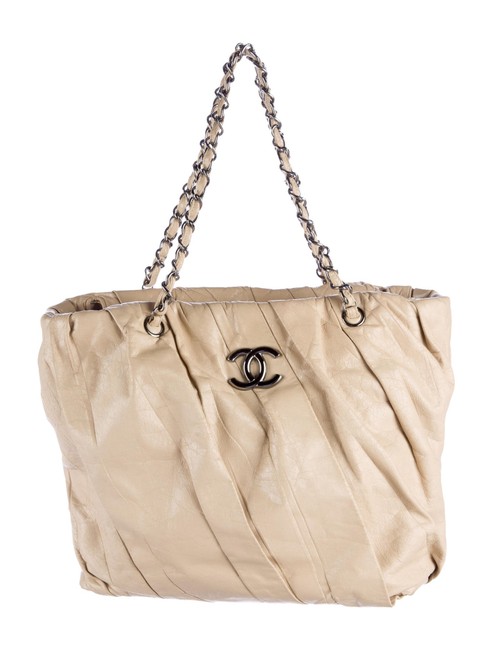 Chanel Shoulder Bag Twist Patent Tan Leather Tote