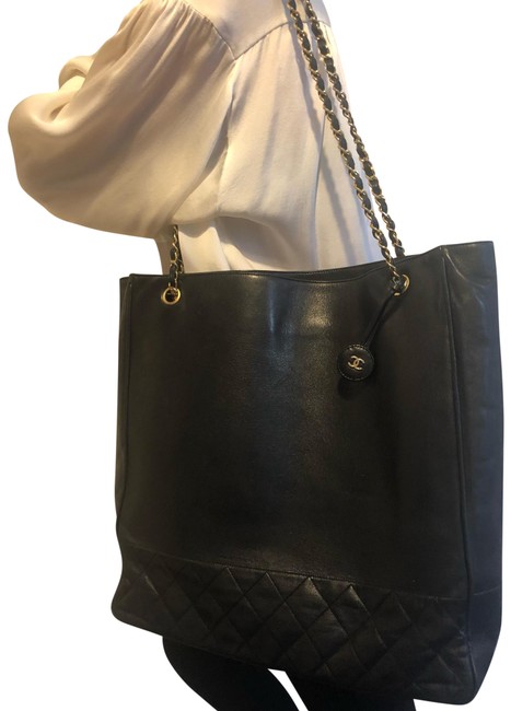 Chanel Shoulder Bag Vintage Black Leather and Gold Hardware Tote