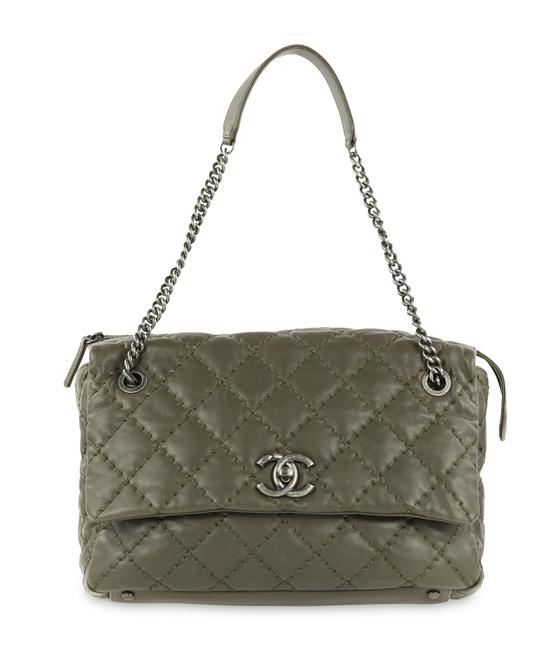 Chanel Ultimate Stitch Top Zip Green Leather Tote