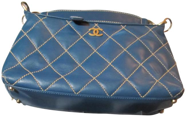 Chanel Designer Quilted Handbag Blue Patent Leather Baguette