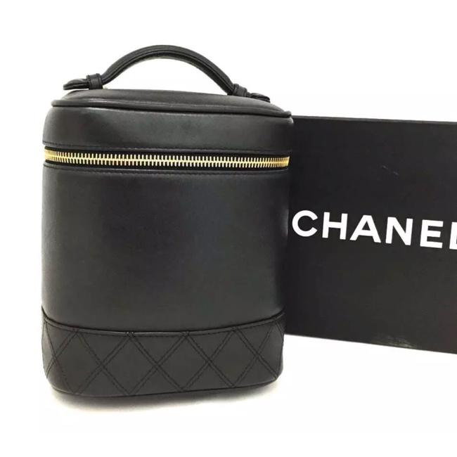 Chanel Makeup Vanity Case Quilted Black Lambskin Leather WeekendTravel Bag