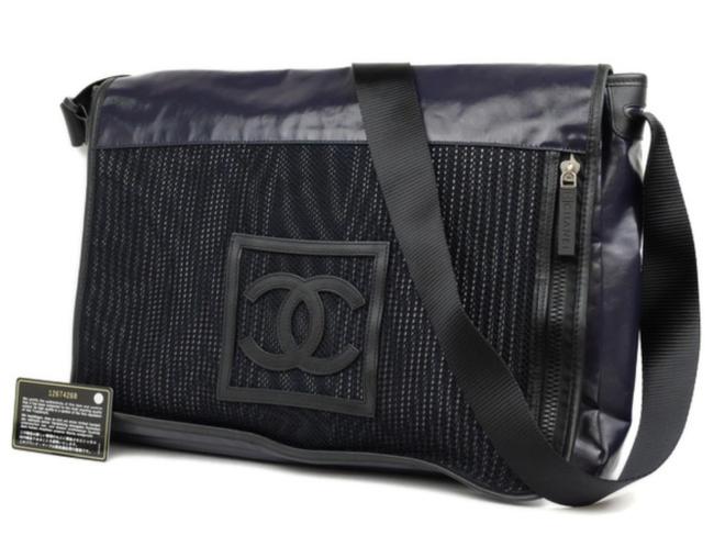 Chanel Messenger XL 224339 Navy Leather Laptop Bag