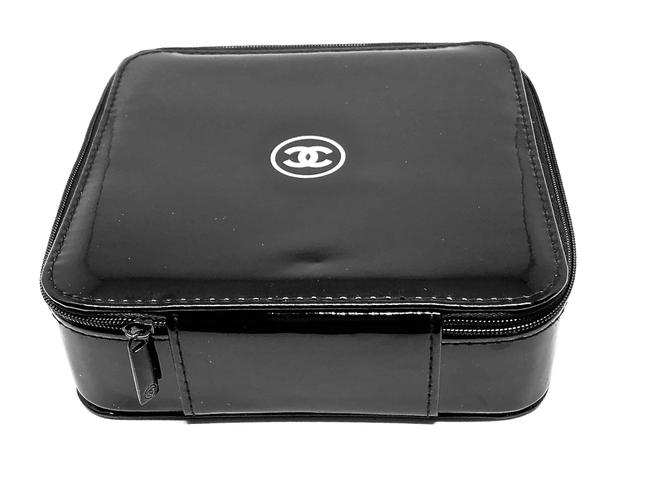 Chanel Cosmetic Case Vip Pouch Cosmetics Black WeekendTravel Bag