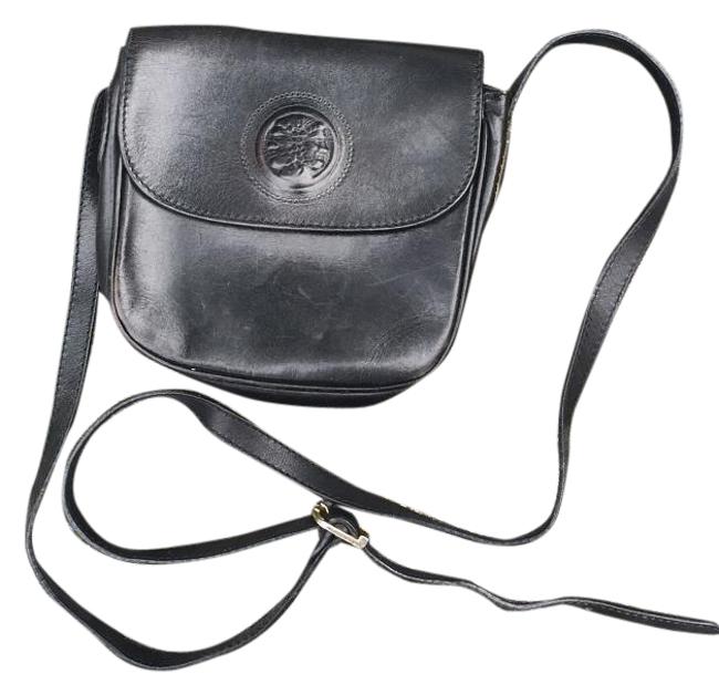 Fendi Authn. Handbag Black Cross Body Bag 