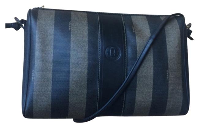 Fendi Lg Pretty Pequin Shoulder Bag 