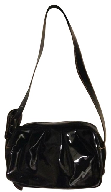Fendi 803314781011 Black Patent Leather Shoulder Bag 