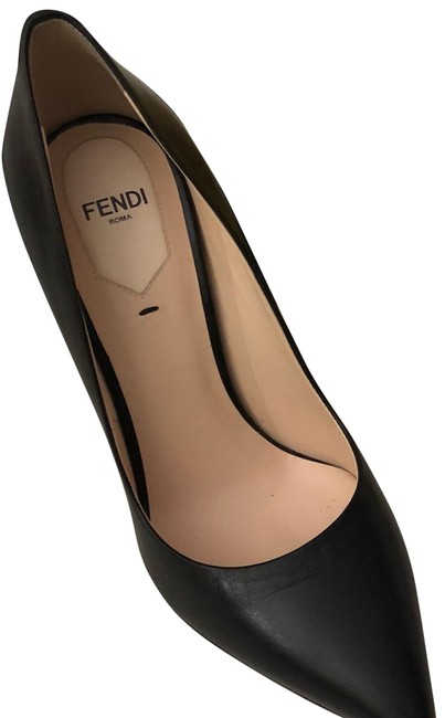 Fendi Black &amp; Blue Duo Pointy Pumps 