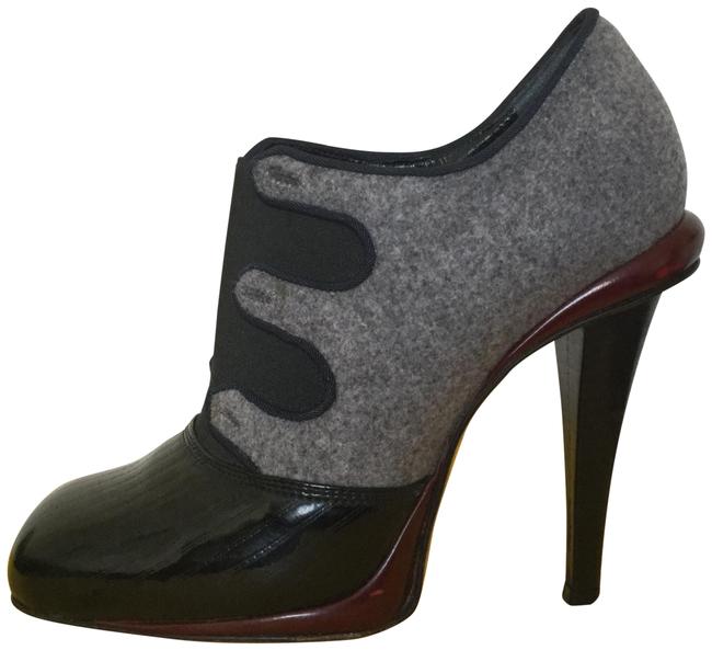 Fendi Black Gray Leather and Wool Pumps 