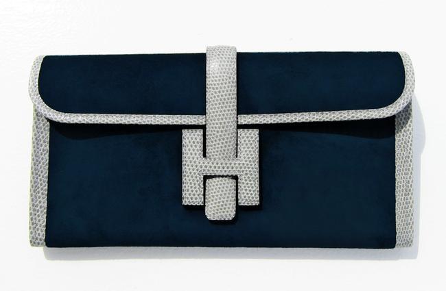 Hermes Trim Ocean Doblis Jige Elan with Gris Fonce Lizard Blue/Grey Suede Clutch
