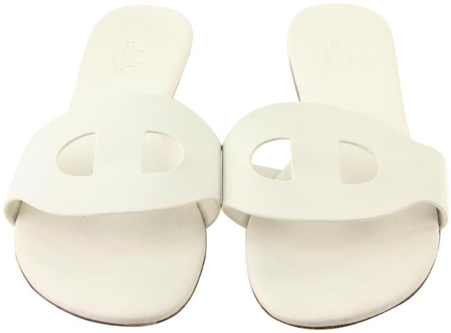 Hermes White Lisboa Calfskin Leather Flats   Wide C, D