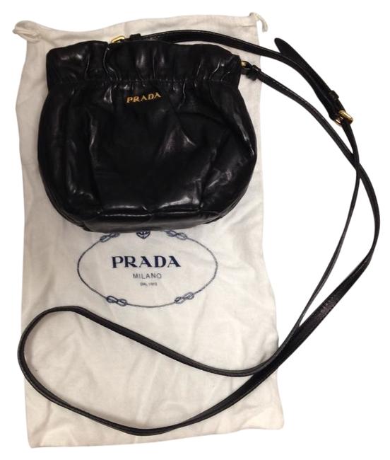 Prada Shoulder Shoulder Bag... Black Wrinkle Leather Cross Body Bag