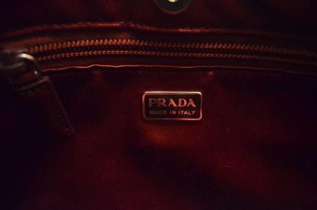 Prada Semitracolla In Pelle Vernice Amaranto Leather Shoulder Bag
