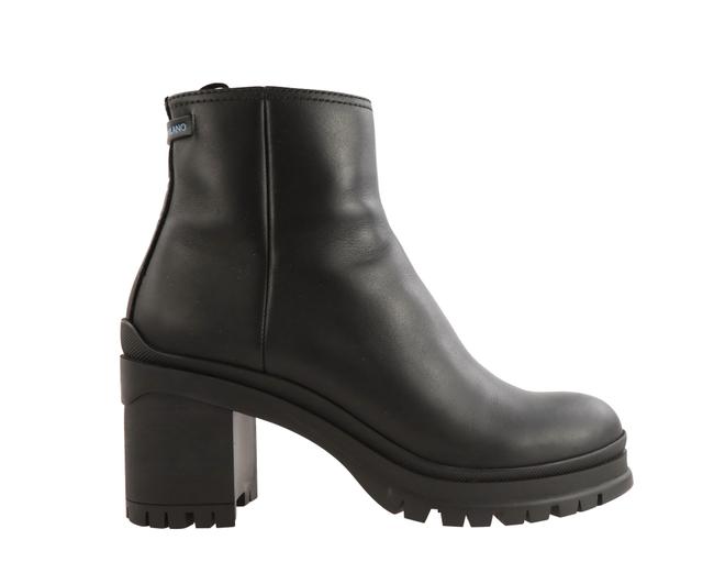Prada Black 55 Leather Ankle BootsBooties