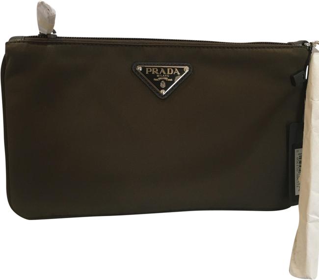 Prada Cont Piatto Maniglia Bruciato Vinyl Wristlet