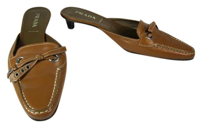 Prada Beige Leather Sz: 7 M MulesSlides