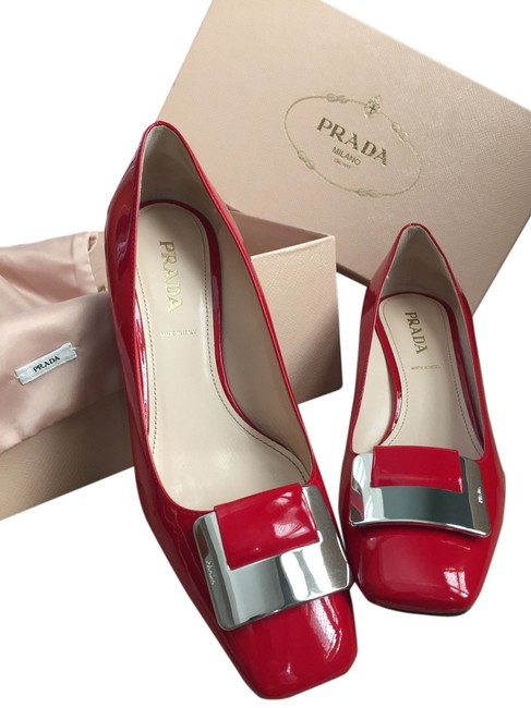 Prada Red Vernice Pumps