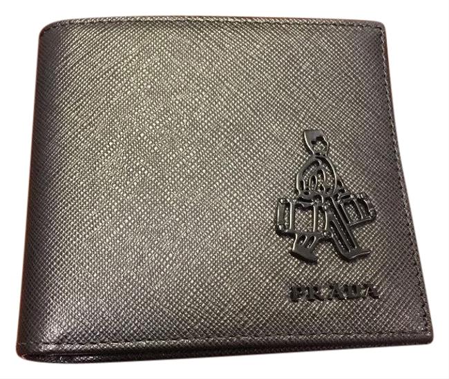 Prada Black Saffiano Bi Fold Leather Wallet