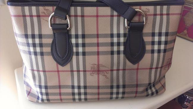 Burberry 1955230 BlackBeige Check Tote
