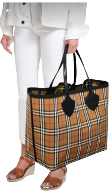 Burberry Reversible Giant In Vintage Check Cotton Tote