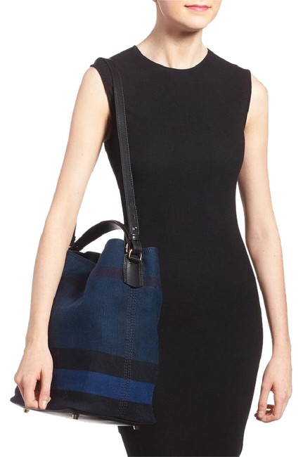 Burberry Bucket Bag medium Ashby Blue Canvas Tote