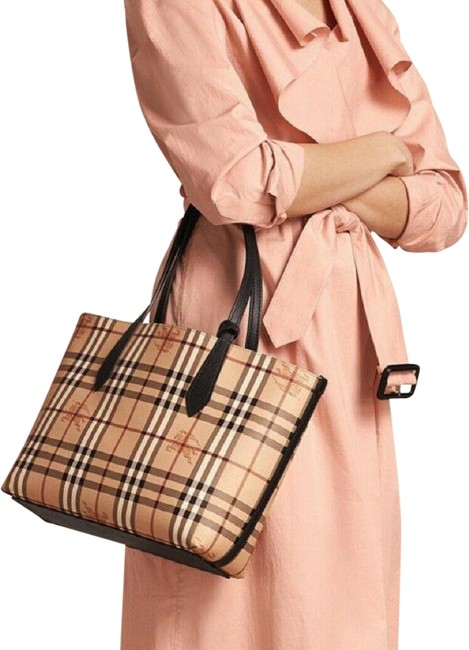 Burberry Reversible Bag Haymarket 40495021 Black Leather Tote