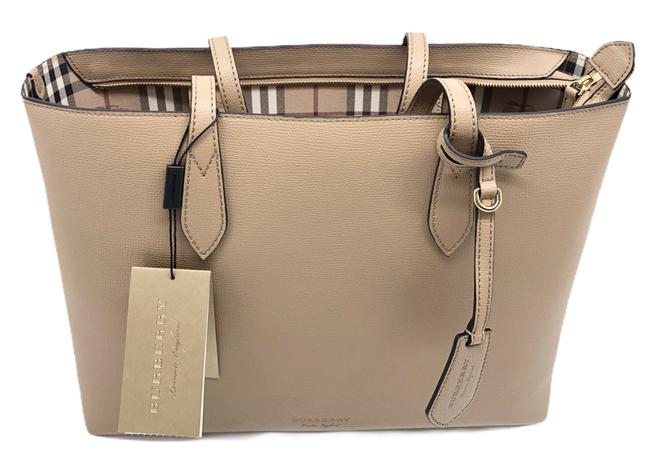 Burberry Shopping Medium Ardwell Haymarket Check Top Zip Beige Leather Tote