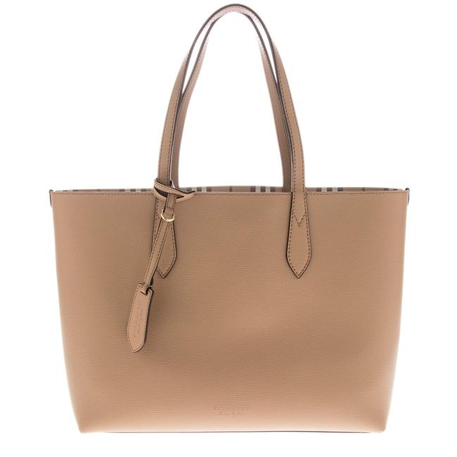 Burberry Womens Medium Reversible Handbag In Haymarket Check Camel 40 Tote