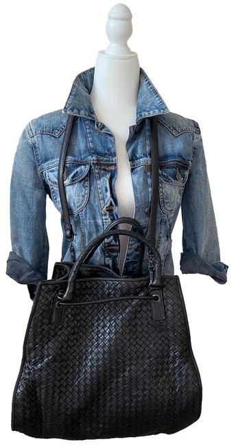 Bottega Veneta Bucket Black Leather Cross Body Bag