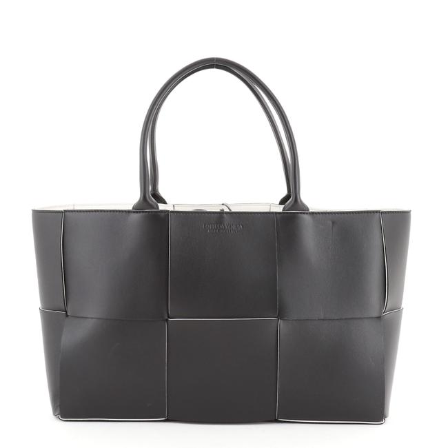 Bottega Veneta Arco Maxi Intrecciato Small Black Leather Tote