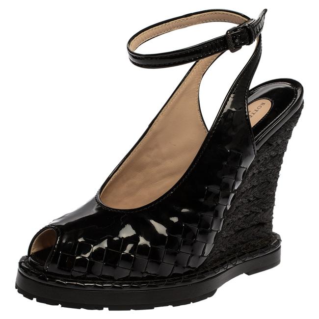 Bottega Veneta Black Intrecciato Patent Leather Jute Wedge38 Sandals