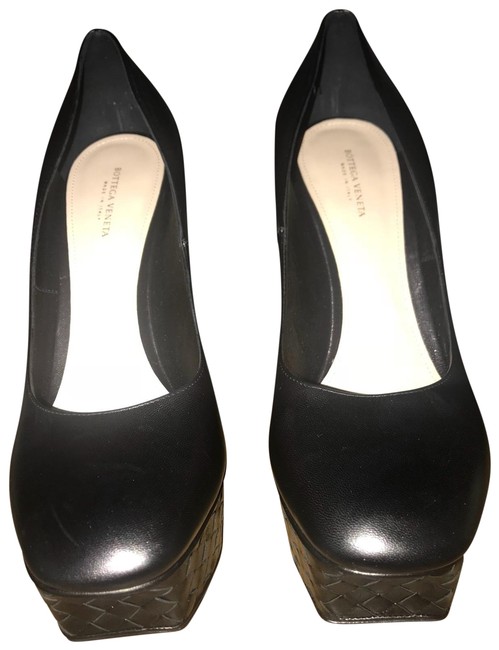 Bottega Veneta Black Pumps Platforms