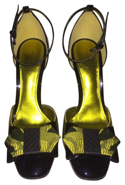 Bottega Veneta BlackYellow Brocade Canary Bow Pumps