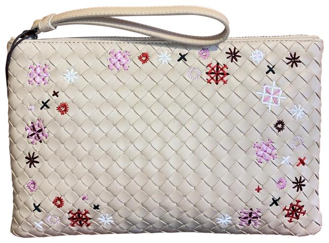 Bottega Veneta Clutch Wristlet:clutch Beige Woven Leather Wristlet