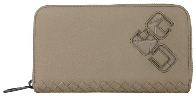 Bottega Veneta Light Brown Unisex Woven Leather Zip Top 344679 8491 Wallet