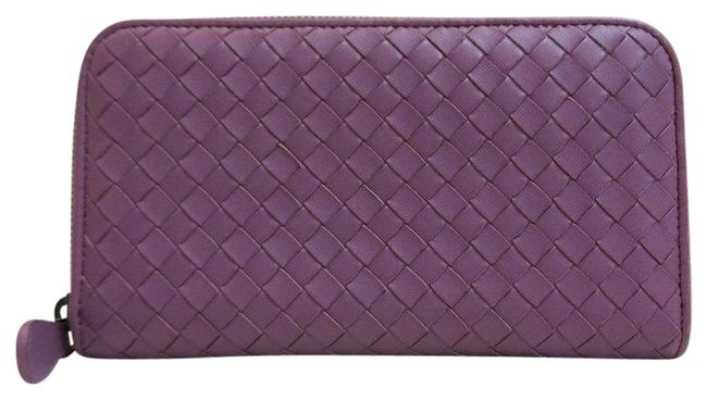 Bottega Veneta Long Round Zipper Intrecciato Leather Purple Ladies Wallet