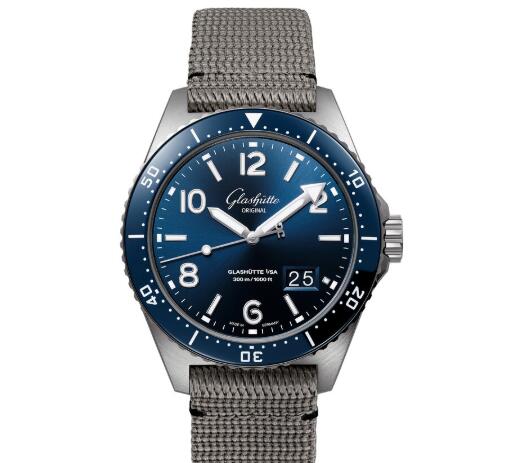 Glashuette Original SeaQ Panorama Date Replica Watch 1 36 13 02 81 08