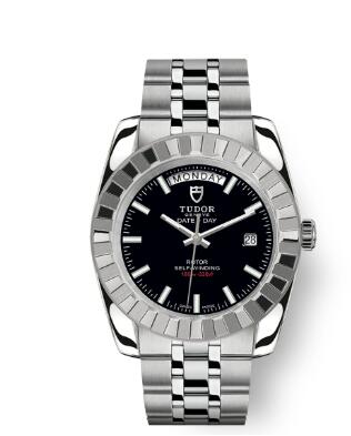 Tudor Classic Day Date Review CLASSIC DATE + DAY Replica Watch 41 mm steel case Black dial m23010 0016