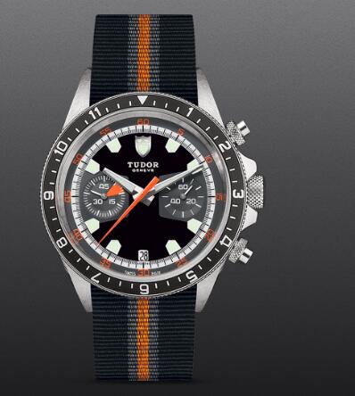 Replica Watch TUDOR HERITAGE CHRONO m70330n 0003 Blackgrey dial Fabric strap