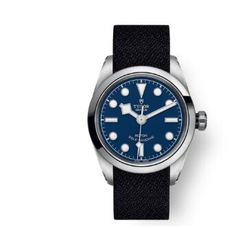 Tudor BLACK BAY 32 Watch Replica 32 mm steel case Black fabric strap m79580 0006